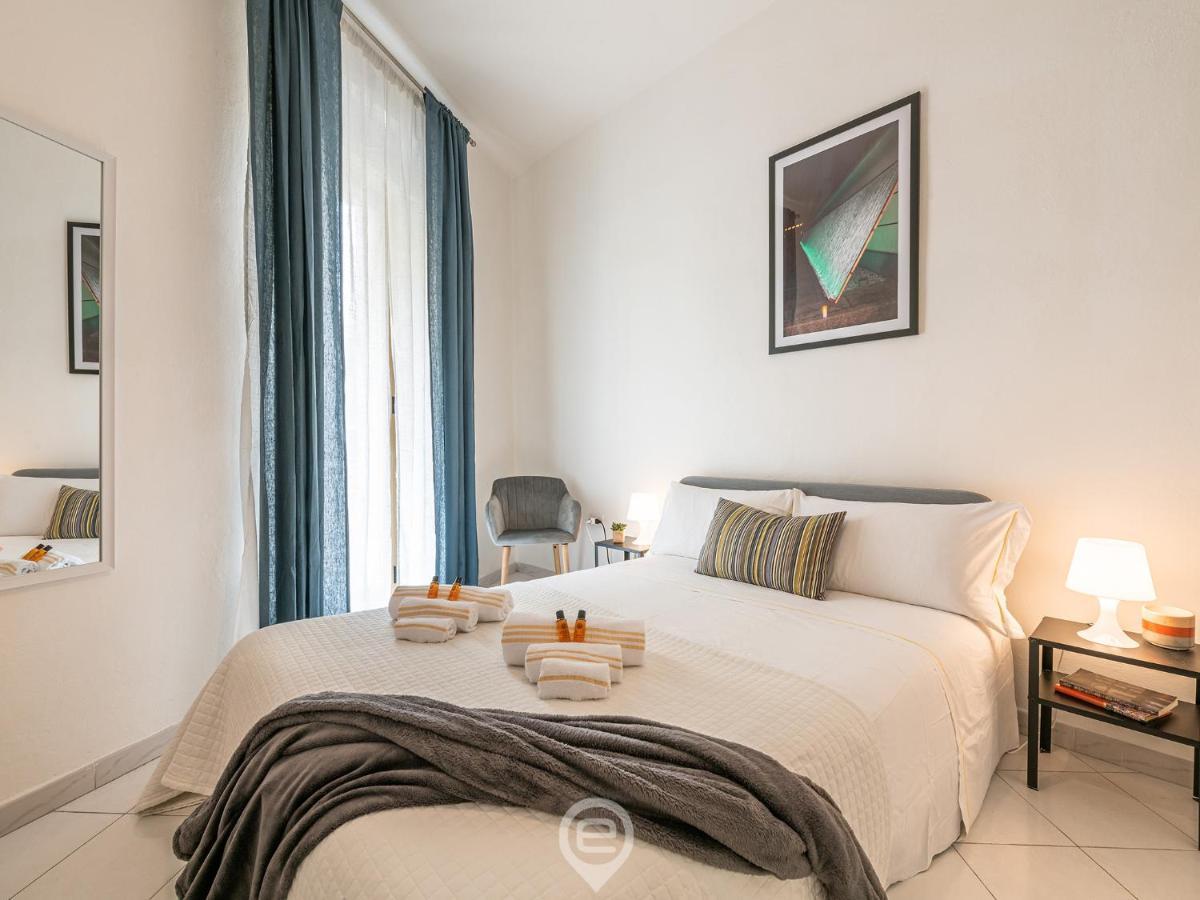 Aurora'S Apartment Cagliari Bagian luar foto